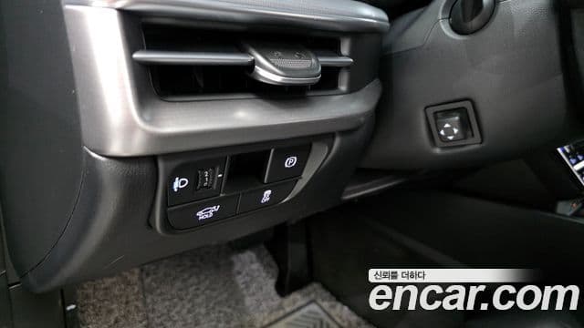 Hyundai Grandeur Hybrid 2023 — Şəkil 12/20