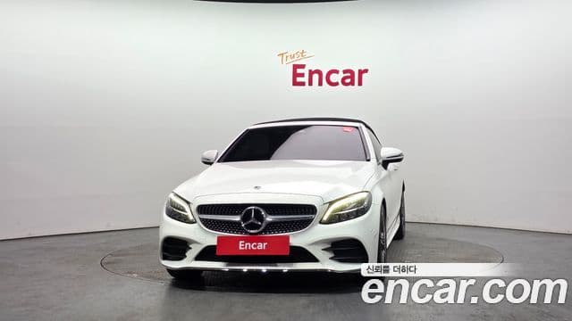 Mercedes-Benz C-Class 2019 — ფოტო 2/20
