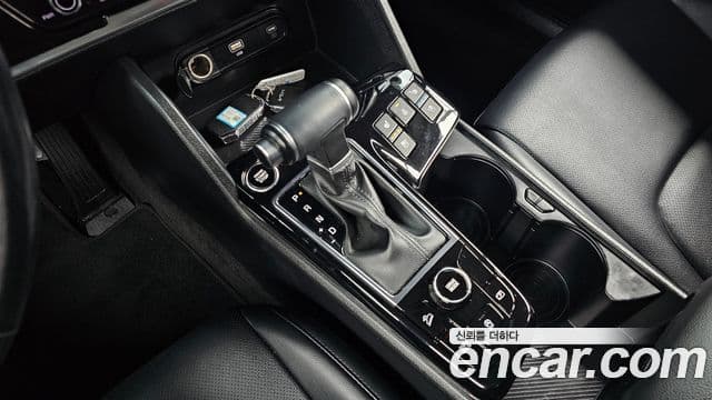 Kia Sportage 2023 — ფოტო 9/20