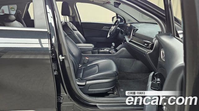 Kia Sportage 2023 — ფოტო 11/20