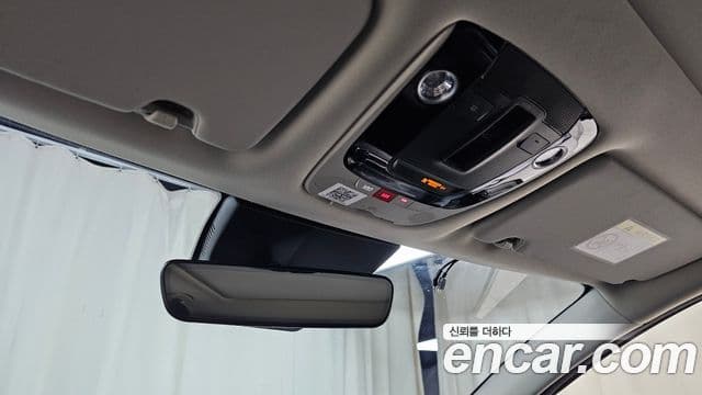 Kia Sportage 2023 — ფოტო 18/20