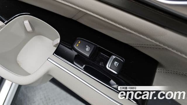 Kia Sorento 2020 — Şəkil 18/20