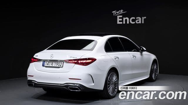 Mercedes-Benz C-Class 2022 — ფოტო 20/20