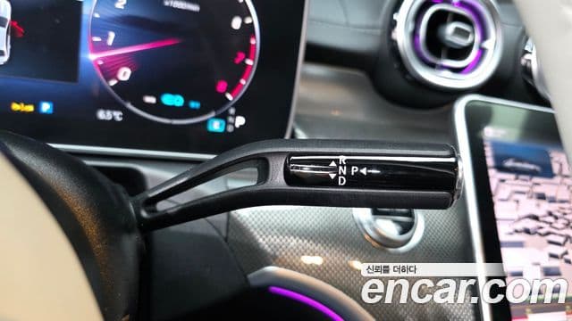Mercedes-Benz C-Class 2022 — ფოტო 18/20