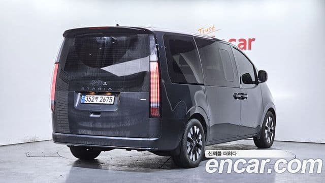 Hyundai Staria 2024 — ფოტო 2/20