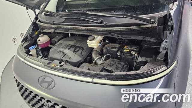 Hyundai Staria 2024 — ფოტო 6/20