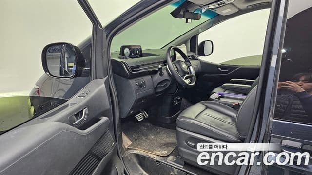 Hyundai Staria 2024 — ფოტო 10/20