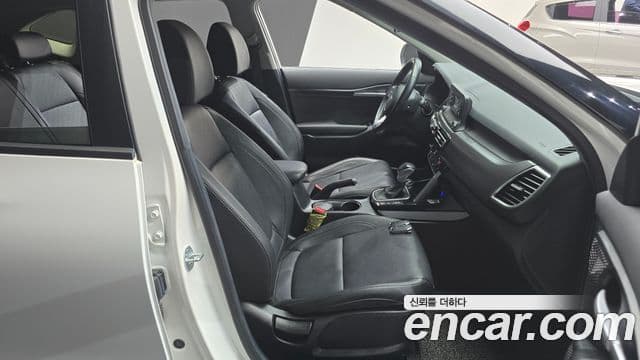 Kia Seltos 2020 — Şəkil 10/20