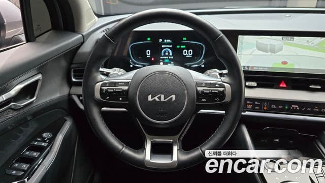 Kia Sportage 2024 — Фото 13/20