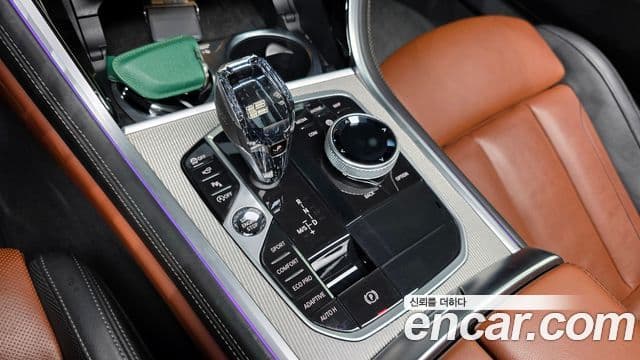 BMW 8 Series 2020 — Şəkil 9/20