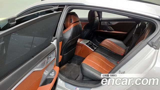 BMW 8 Series 2020 — Şəkil 12/20