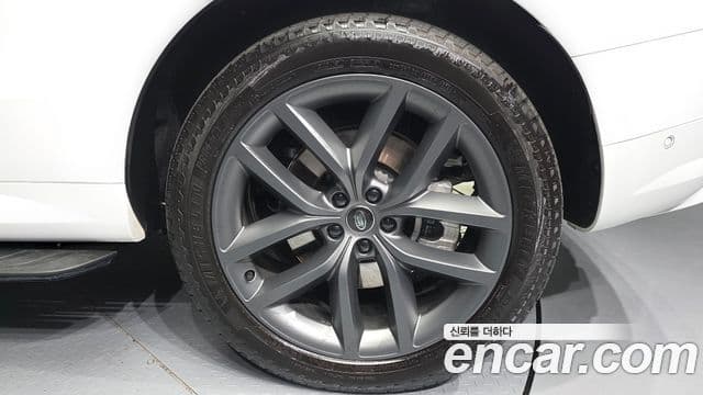 Land Rover Range Rover Sport 2025 — ფოტო 5/20