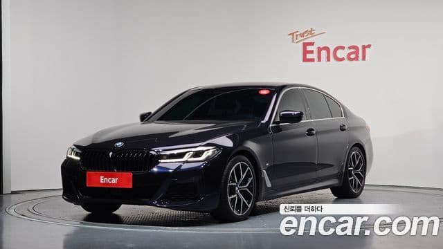 BMW 5 Series 2020 — ფოტო 1/20