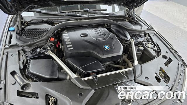 BMW 5 Series 2020 — ფოტო 6/20