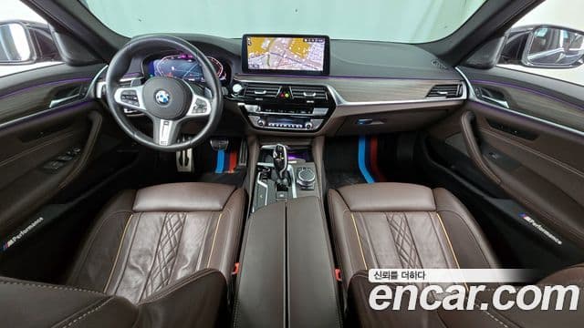 BMW 5 Series 2020 — ფოტო 7/20