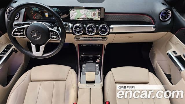 Mercedes-Benz GLB-Class 2021 — ფოტო 7/20