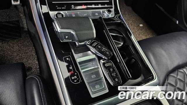 Audi Q7 2021 — Şəkil 9/20