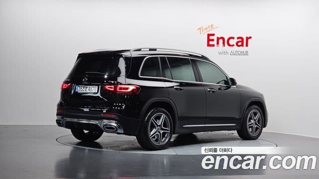 Mercedes-Benz GLB-Class 2020 — Şəkil 2/20