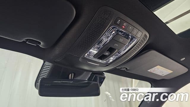 Mercedes-Benz GLB-Class 2020 — Şəkil 18/20