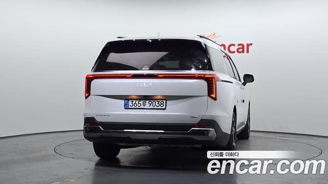 Kia Carnival 2024 — ფოტო 4/20
