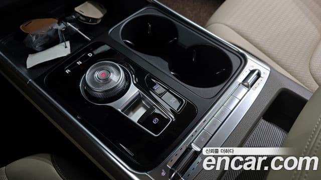 Kia Carnival 2024 — ფოტო 9/20