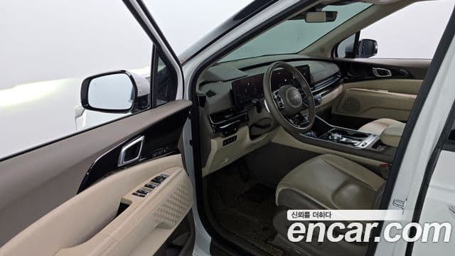 Kia Carnival 2024 — ფოტო 10/20
