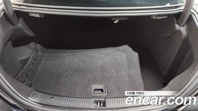 Mercedes-Benz E-Class 2020 — Şəkil 20/20