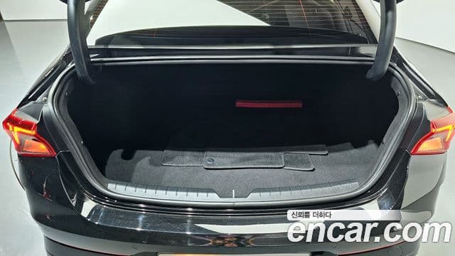 Kia K5 2020 — Photo 9/20