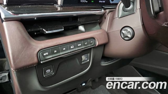 Cadillac Escalade 2022 — Şəkil 14/20