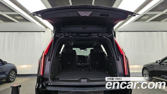 Cadillac Escalade 2022 — Şəkil 20/20