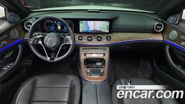 Mercedes-Benz E-Class 2020 — ფოტო 6/20