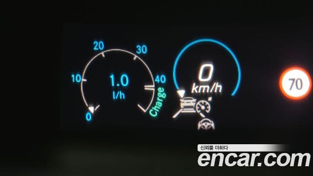 Mercedes-Benz E-Class 2020 — ფოტო 7/20