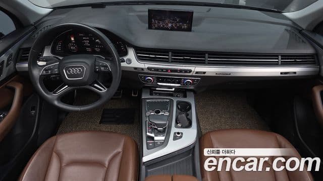 Audi Q7 2019 — Şəkil 7/20