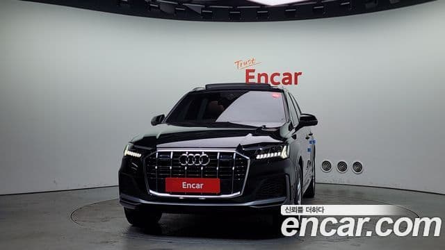Audi Q7 2021 — ფოტო 7/20