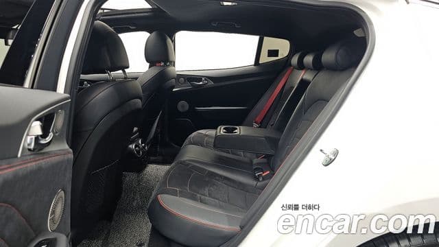 Kia Stinger Meister 2023 — Şəkil 12/21