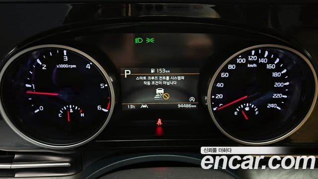 Kia Carnival 2021 — Фото 8/20