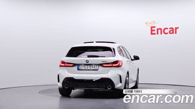 BMW 1 Series 2021 — ფოტო 4/20