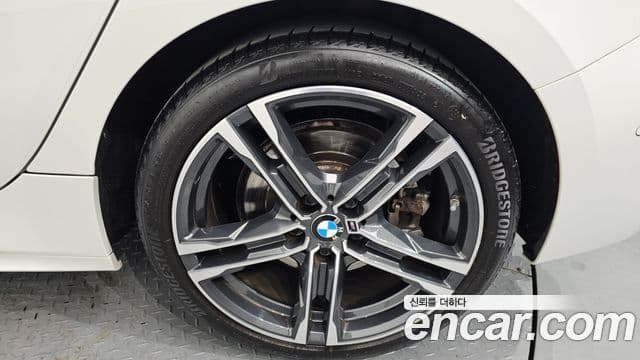 BMW 1 Series 2021 — ფოტო 5/20
