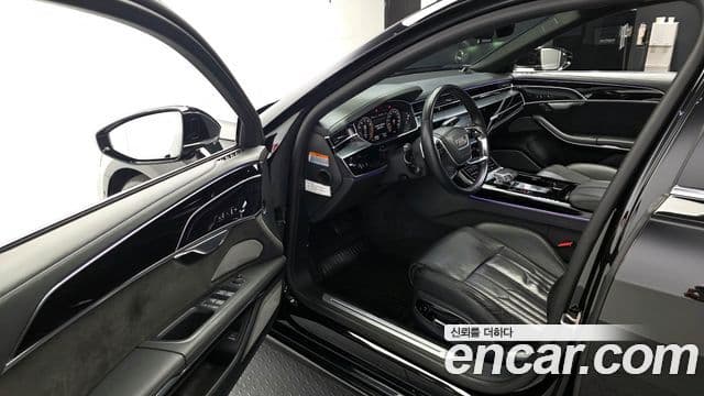 Audi A8 2021 — ფოტო 9/20