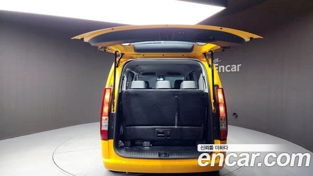 Hyundai Staria 2023 — Şəkil 20/20