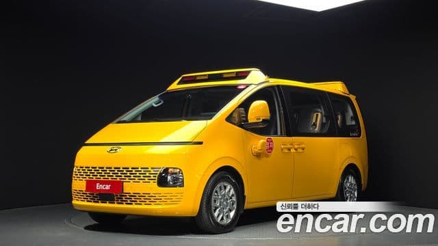 Hyundai Staria 2024 — Şəkil 1/20