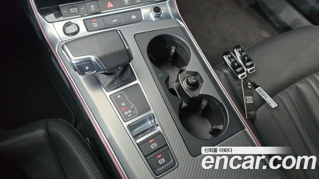 Audi A6 2022 — Şəkil 9/20