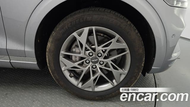 Genesis GV70 2023 — Şəkil 5/20