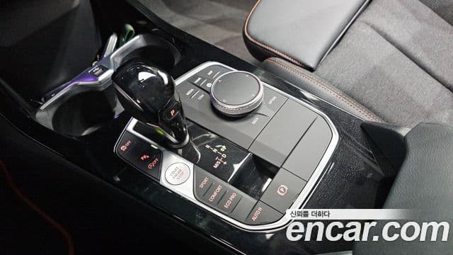 BMW 1 Series 2020 — Фото 9/20