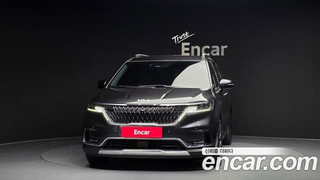 Kia Carnival 2021 — Фото 3/20