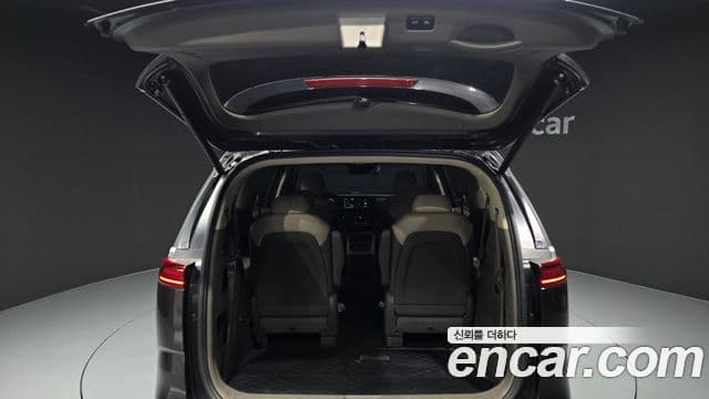 Kia Carnival 2021 — Фото 20/20