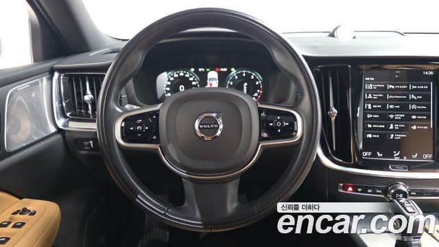 Volvo V60 Cross Country 2020 — Şəkil 13/20