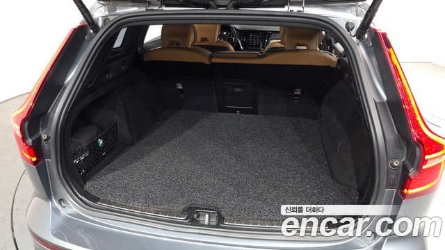 Volvo V60 Cross Country 2020 — Şəkil 20/20