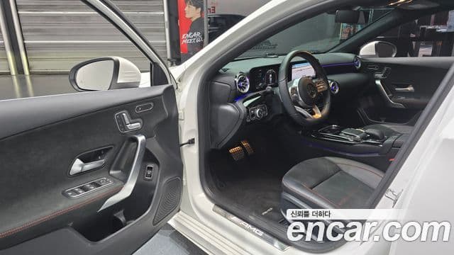 Mercedes-Benz A-Class 2020 — ფოტო 11/20