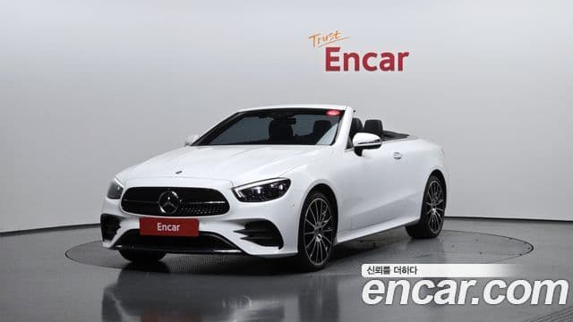 Mercedes-Benz E-Class 2022 — ფოტო 20/20